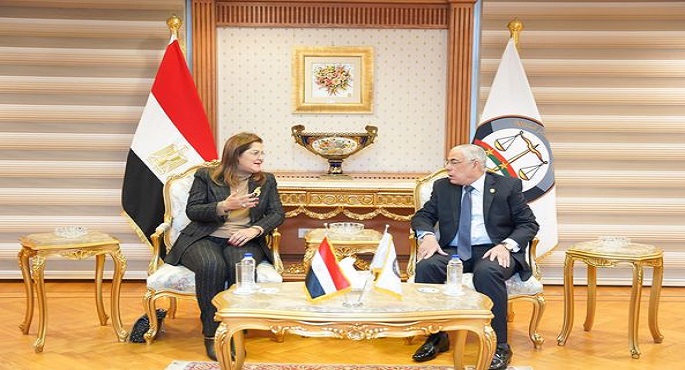 بالصور.. وزيرة التخطيط والنائب العام يوقعان بروتوكول لتشغيل 20 مركز متنقل لتقديم خدمات النيابة العامة