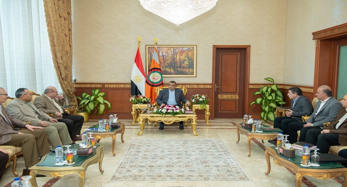 بالصور.. وزير الدولة للإنتاج الحربي يتفقد شركة أبو زعبل للصناعات الهندسية
