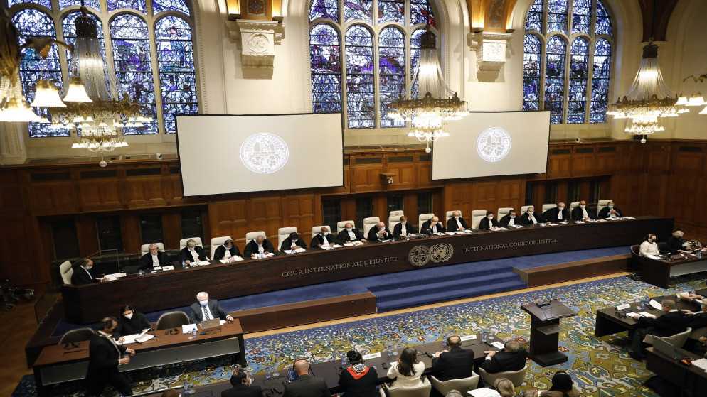 مندوب فلسطين بمجلس حقوق الإنسان يطالب الأمم المتحدة بضرورة اتخاذ إجراءات عاجلة ضد إسرائيل