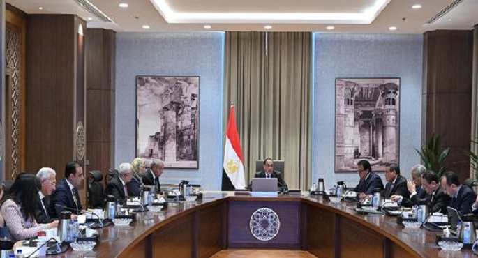 رئيس الوزراء يؤكد أهمية تدقيق أعداد اللاجئين بمصر وحصر مساهمات الدولة نظير رعاية ضيوفها