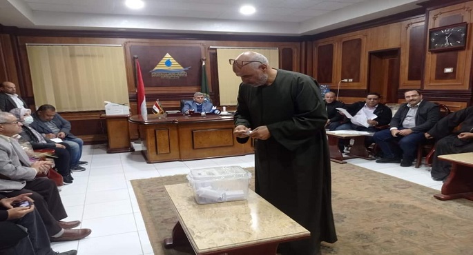بالصور.. وزير الرى يتابع موقف انتخابات روابط مستخدمى المياه على مستوى المراكز والمحافظات