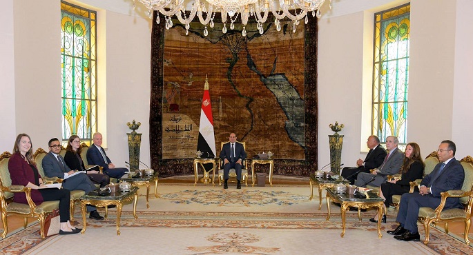 بالصور ..الرئيس السيسي يؤكد خلال استقباله عضوين بمجلس الشيوخ الأمريكي رفضه القاطع لأية محاولات لتهجير الفلسطينيين