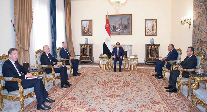 خلال استقباله وزير خارجية اليونان.. الرئيس السيسي يحذر من خطورة التصعيد العسكري في المنطقة على أكثر من جبهة