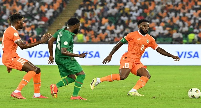 أمم أفريقيا: نتائج مخيبة للكبار في الجولة الأولى لـ”الكان” بكوت ديفوار