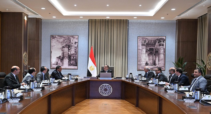 بالصور .. رئيس الوزراء يتابع عددا من مشروعات التطوير بمحافظة الجيزة