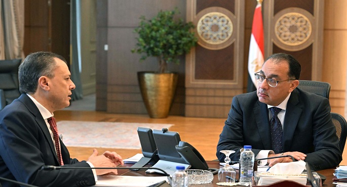 مدبولي يطالب بمتابعة كافة الجهود الخاصة بدعم قطاع السياحة والآثار
