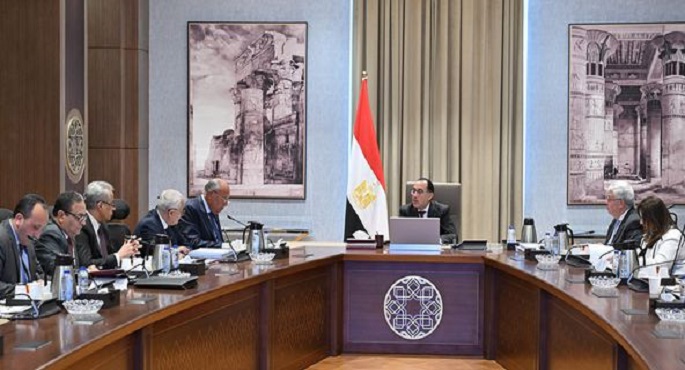 بالصور.. مدبولي يكلف بتشكيل مجموعة عمل وزارية لوضع خطة متكاملة لتصدير العمالة المصرية المدربة