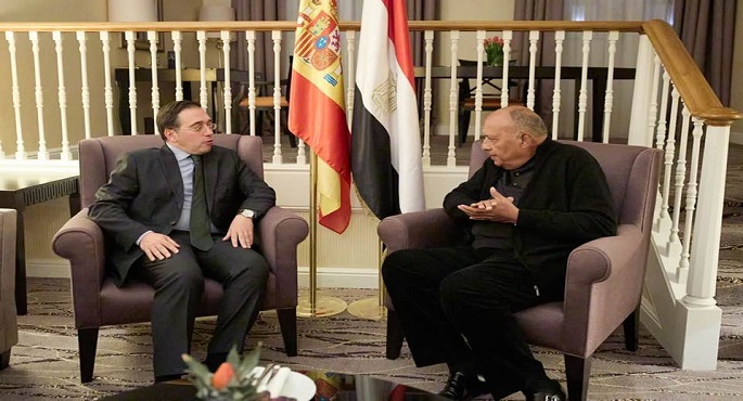 بالصور.. سامح شكري يبحث مع وزير خارجية إسبانيا الأوضاع الإنسانية المتدهورة في غزة