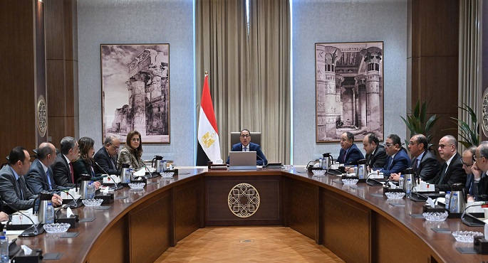 بالصور .. رئيس الوزراء يستعرض مُؤشرات الأداء بالمناطق الحرة الخاصة وسبل وضع معايير لإنشاء مناطق جديدة