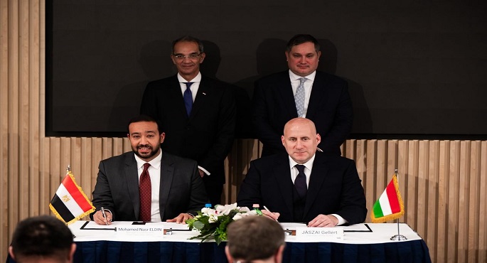 بالصور .. وزير الاتصالات يشهد توقيع اتفاقية لإنشاء أول كابل بحري يربط مصر بألبانيا ومنها إلى منطقة البلقان وشرق ووسط أوروبا