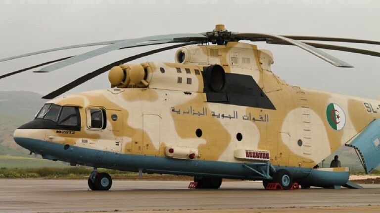 الدفاع الجزائرية:استشهاد ٣ عسكريين إثر سقوط هليكوبتر بجنوبي البلاد وفتح تحقيق حول الحادث