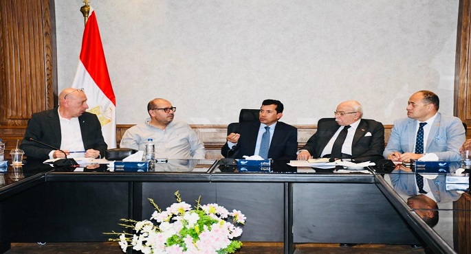 وزير الرياضة يناقش استعدادات مشاركة مصر فى دورتى الألعاب الإفريقية والأوليمبية