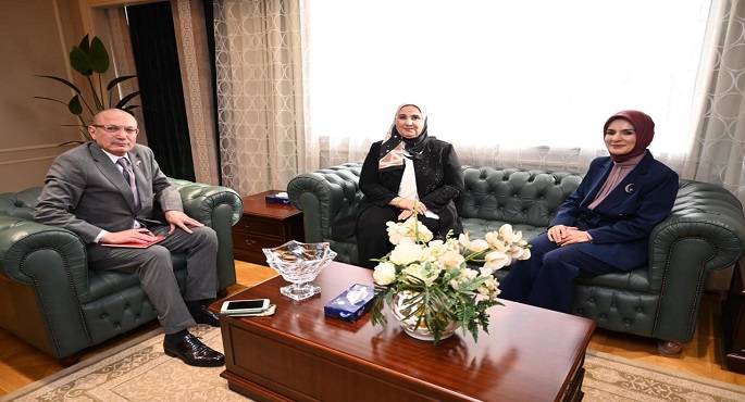 بالصور.. وزيرة التضامن الاجتماعي تبحث مع وزيرة الأسرة  التركية التعاون فى مجالات شبكات الأمان الاجتماعى