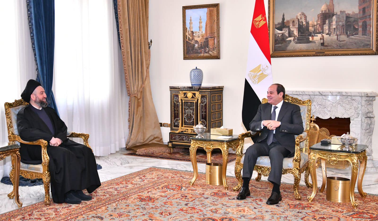 بالصور .. الرئيس السيسي يؤكد دعم مصر الثابت والراسخ للعراق الشقيق