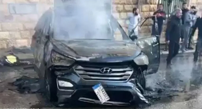 ثلاثة جرحي جراء استهداف مسيرة إسرائيلية سيارة في مدينة النبطية جنوب لبنان