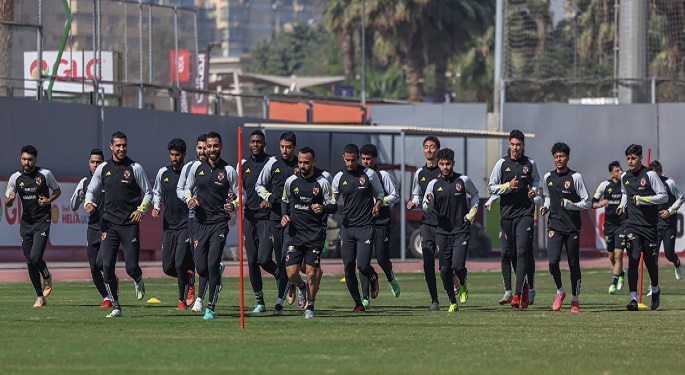 الأهلي يختتم تدريباته استعدادًا لمباراة شباب بلوزداد ببطولة دوري أبطال أفريقيا