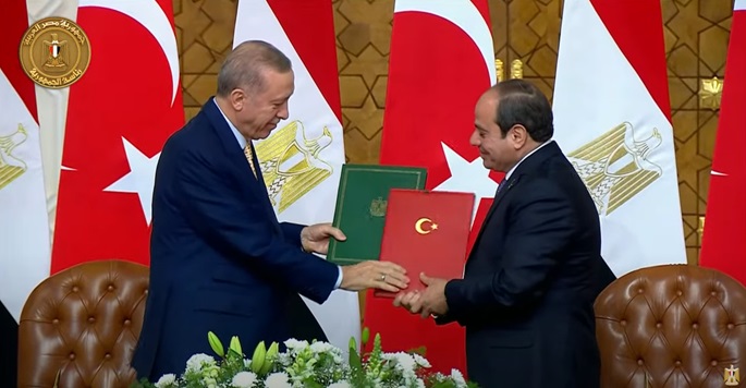 السيسي وأردوغان يوقعان الإعلان المشترك لمجلس التعاون الاستراتيجي رفيع المستوى