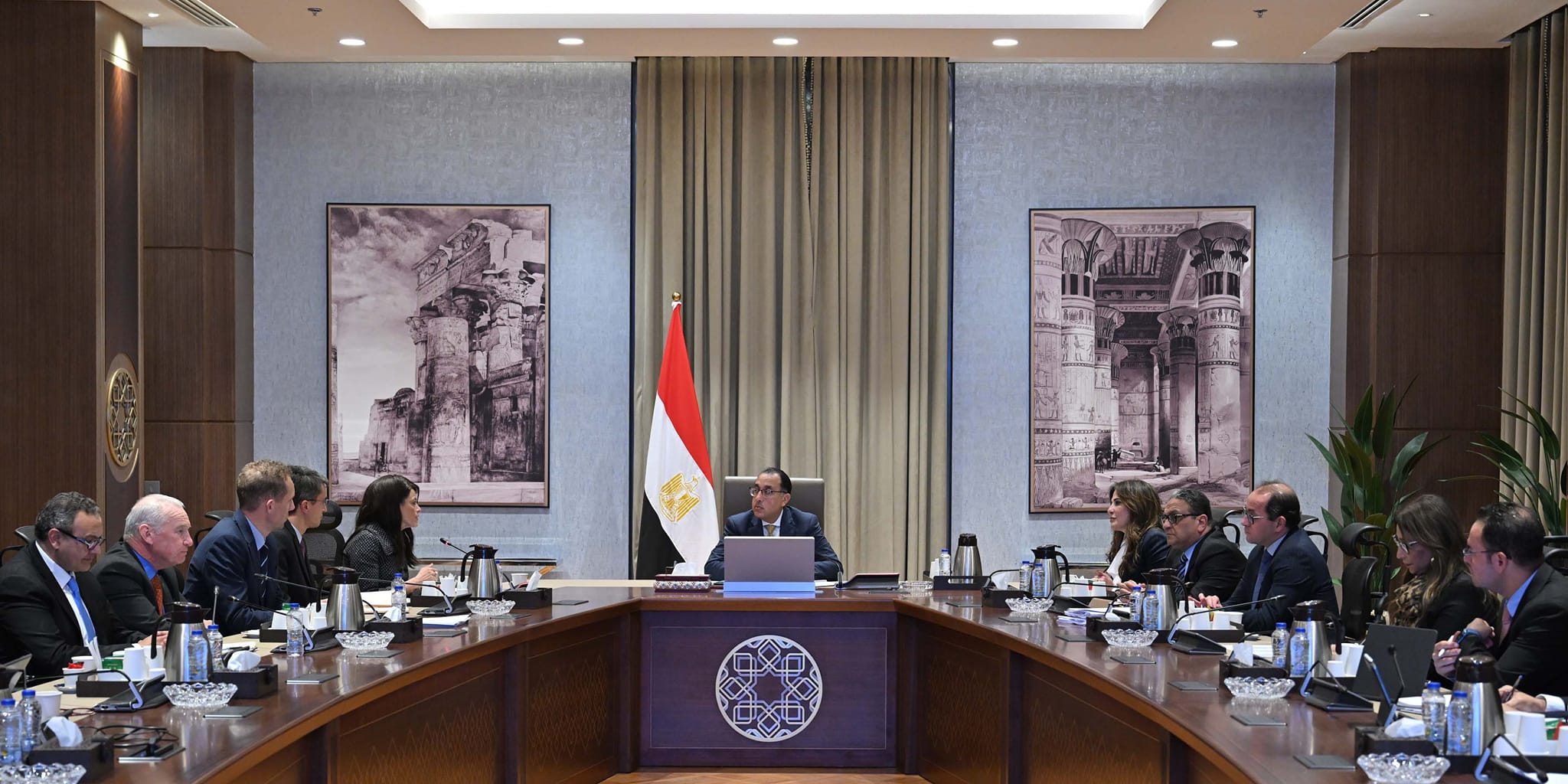 رئيس الوزراء يناقش مع البنك الدولي سُبل دعم حوكمة إدارة الشركات المملوكة للدولة