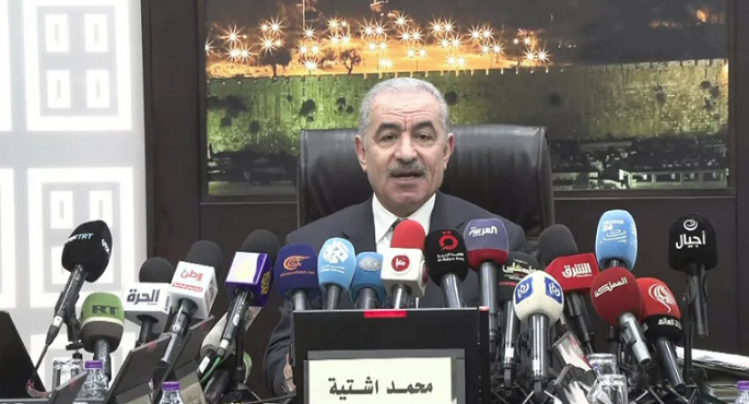 بعد استقالة رئيس الوزراء .. حركة فتح: الحكومة الفلسطينية المقبلة لن تكون فصائلية