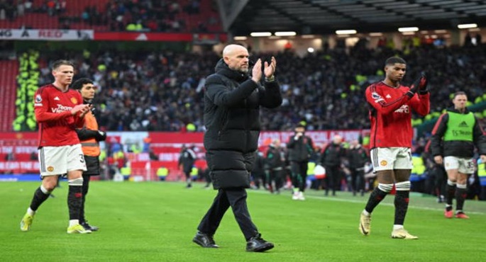 فوز قاتل لفولهام على مانشستر يونايتد 2ـ1.. وثلاثية لكريستال بالاس في شباك بيرنلي بالدوري الإنجليزي