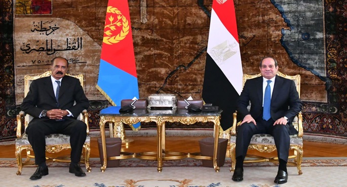 بالصور .. الرئيس السيسي يبحث مع نظيره الإيريتري تعزيز العلاقات الثنائية وتطورات الأوضاع افقليمية