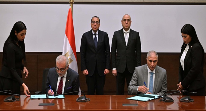 بالصور.. مدبولي يشهد توقيع عقد تخصيص أرض مشروع طبي تعليمي عمراني متكامل بمدينة الشروق