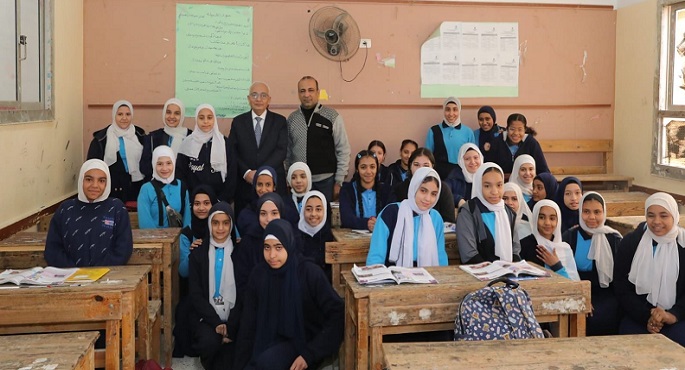 بالصور.. وزير التعليم يؤكد أهمية انضباط العملية التعليمية وتفعيل الغياب بالمدارس