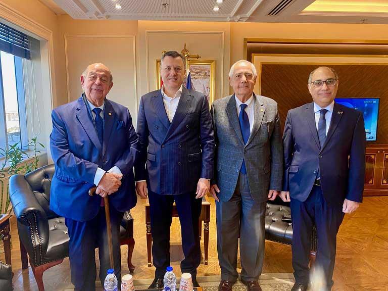 وزير السياحة يستعرض فعاليات نادي السيارات المصري للترويج للسياحة