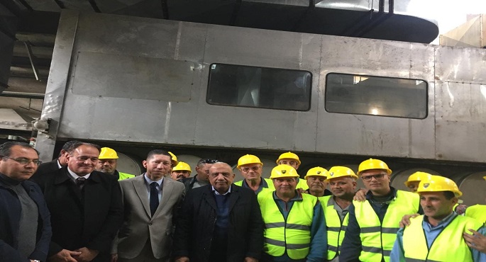 بالصور..وزير قطاع الأعمال العام يتفقد أعمال إعادة تشغيل مصانع شركة الحرير الصناعي بكفر الدوار