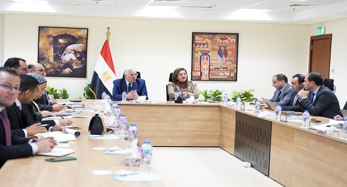 وزيرا التخطيط والزراعة يتابعان موقف برنامج الإصلاحات الهيكلية بقطاع الزراعة