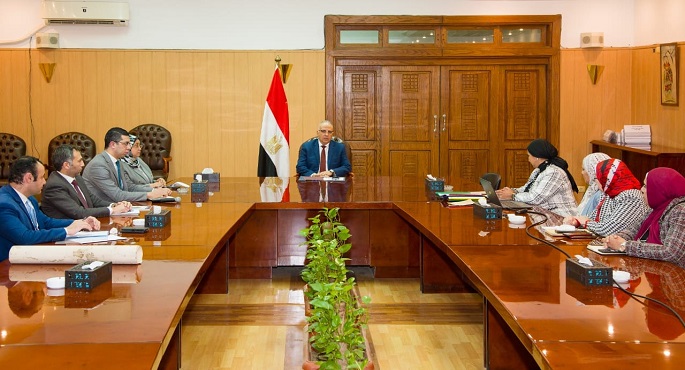 بالصور .. وزير الري يتابع التنسيق مع اليونسكو للحفاظ على المنشآت والمقتنيات التاريخية بالوزارة