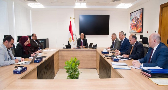 بالصور.. وزير الري يتابع تدبير الأراضي لتنفيذ مشروعات خدمية بمراكز مبادرة “حياة كريمة”