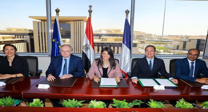 بالصور.. التعاون الدولي والوكالة الفرنسية للتنمية والاتحاد الأوروبي يوقعون اتفاق تمويل المرحلة الثالثة لاستكمال مشروع محطة معالجة مياه الجبل الأصفر