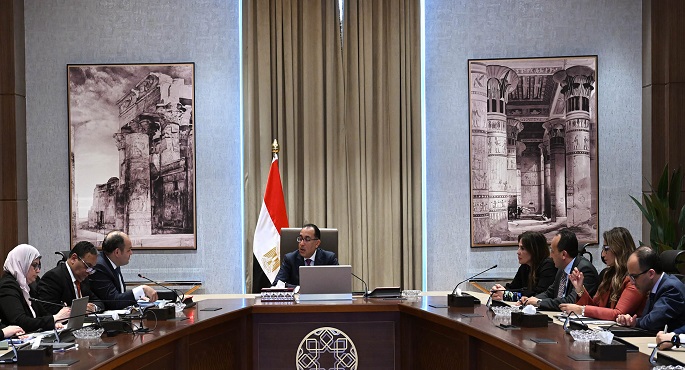 بالصور.. رئيس الوزراء يتابع الإجراءات التنفيذية للاستراتيجية الوطنية للصناعة وتحسين التجارة