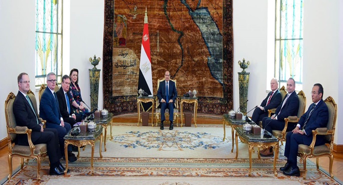 خلال استقباله وفد مجلس العموم البريطاني .. الرئيس السيسي : الوضع في غزة لا يحتمل تأجيل وقف إطلاق النار