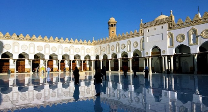 الجامع الأزهر: الزكاة أوامر ربانية كلف الله بها المسلمين لبيان علامة الإيمان به