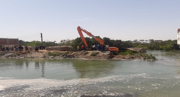 “الري”: قطع بجسر ترعة السويس نتيجة تعدي أحد المواطنين عليه
