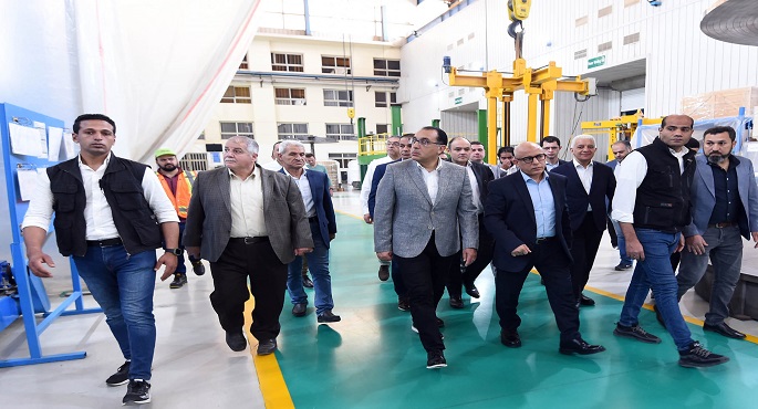 في إطار جولته بالمدينة : رئيس الوزراء يزور مصنع السويدي للمحولات الكهربائية بالعاشر من رمضان
