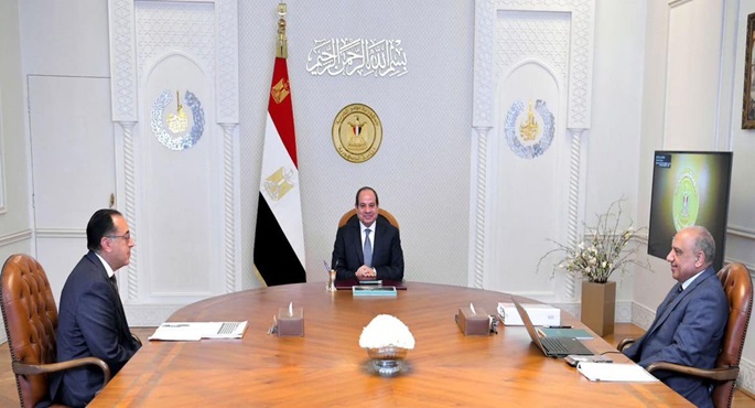الرئيس السيسي يوجه بالاستمرار في تنفيذ خطة تحسين أداء الشركات والمصانع التابعة لقطاع الأعمال