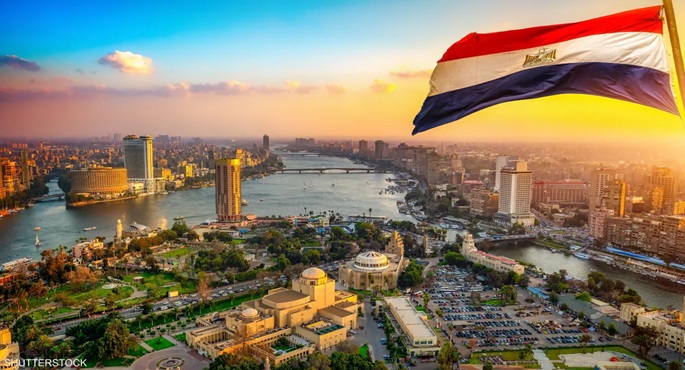 فايننشال تايمز : الاتحاد الأوروبي يعد حزمة مساعدات بـ 8 مليارات دولار لمصر