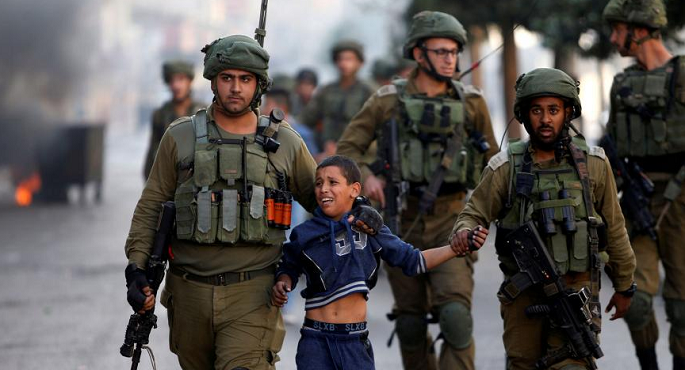 الاحتلال الإسرائيلي يعتقل 33 فلسطينيا في مداهمات واسعة بالضفة الغربية