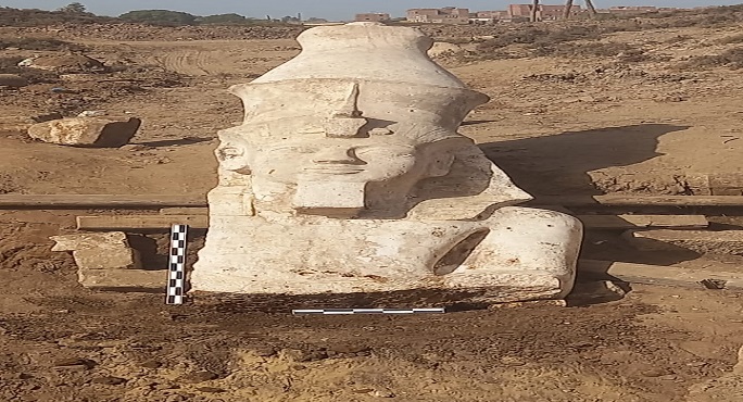 الآثار: الكشف عن الجزء العلوي من تمثال رمسيس الثاني في المنيا ترويج مهم للسياحة