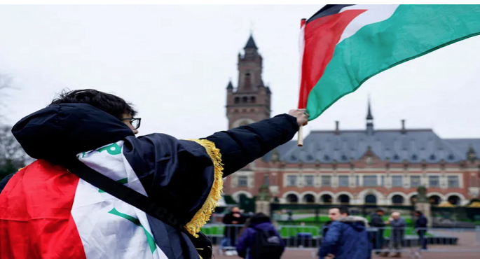 جنوب أفريقيا تحث محكمة العدل الدولية على اتخاذ مزيد من الإجراءات ضد إسرائيل