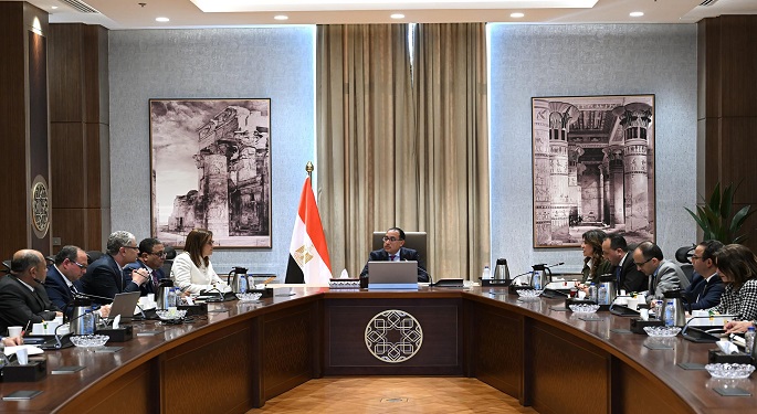 رئيس الوزراء يتابع تصورات الموازنة التقديرية للمرحلة الثانية من المبادرة الرئاسية “حياة كريمة”