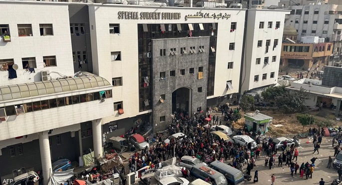 دفاع غزة المدني يعلن انتشال جثامين 409 شهداء من “الشفاء” وخانيونس