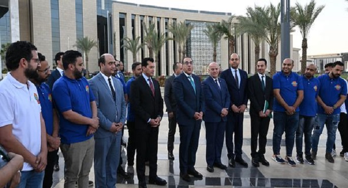 بالصور.. رئيس الوزراء يستقبل منظمي حفل “إفطار 15 رمضان في المطرية”