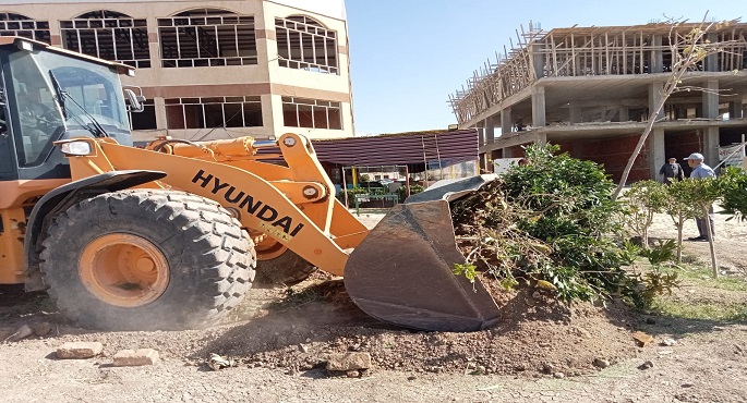 بالصور.. وزير الإسكان: تنفيذ ٢٨ قرار إزالة لمخالفات بناء بالساحل الشمالي..وحملات بـ5 مدن