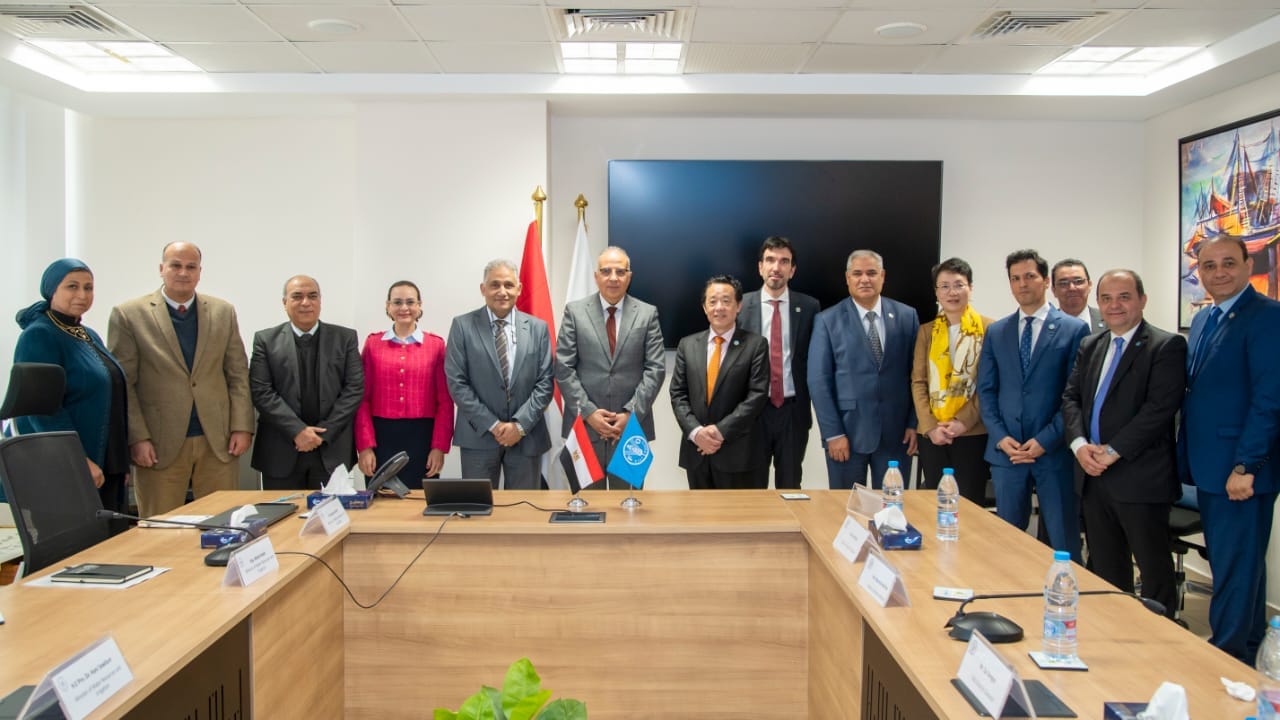 وزير الري يبحث مع مدير عام منظمة الفاو سُبل تعزيز التعاون فى مجال المياه