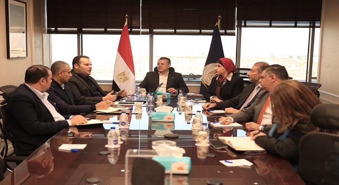 وزير الآثار: برنامج تحفيز الطيران رفع معدل الحركة السياحية لمصر بنسبة 34%