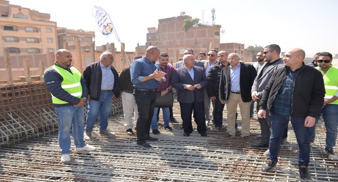 بالصور .. وزير النقل يتفقد مواقع العمل بالمرحلة الثانية من مشروع تطوير الطريق الدائري حول القاهرة الكبرى